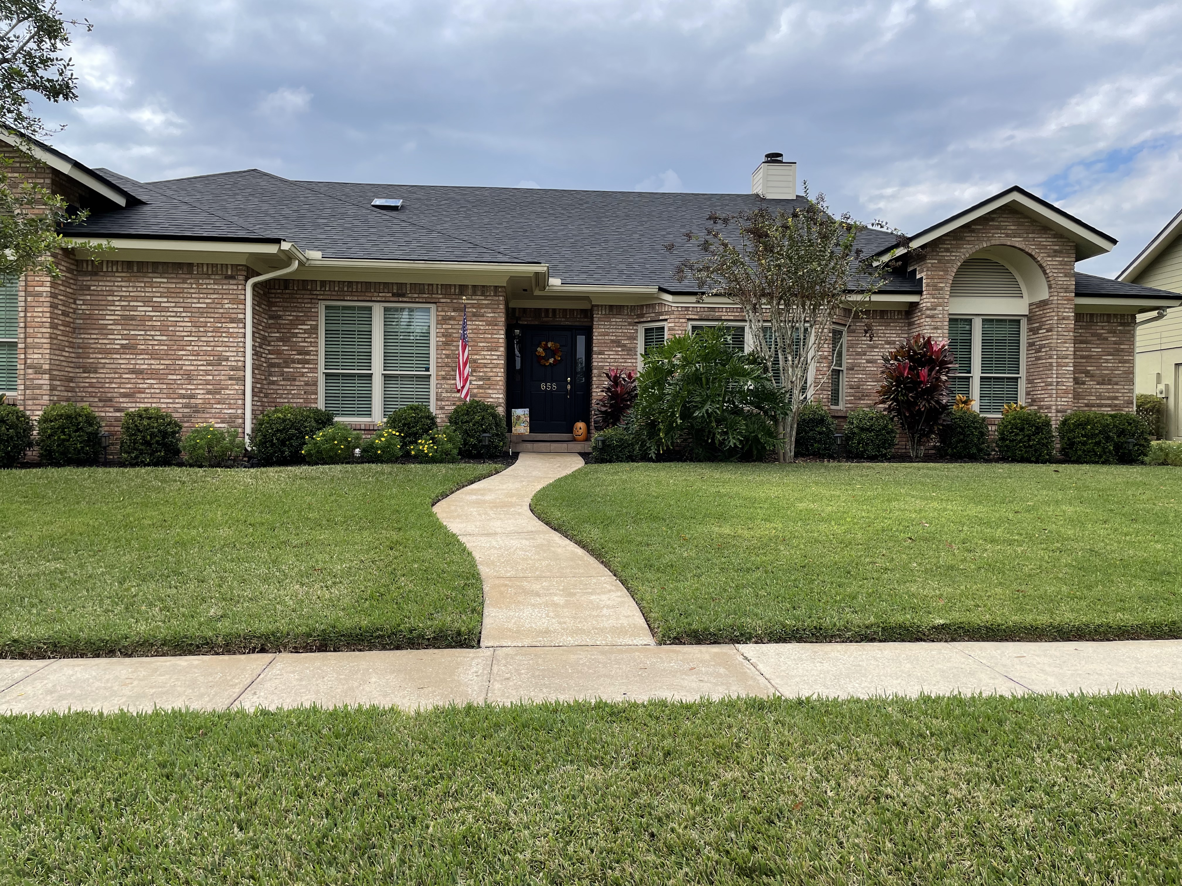 Exterior of 658 Pine Shadow Court