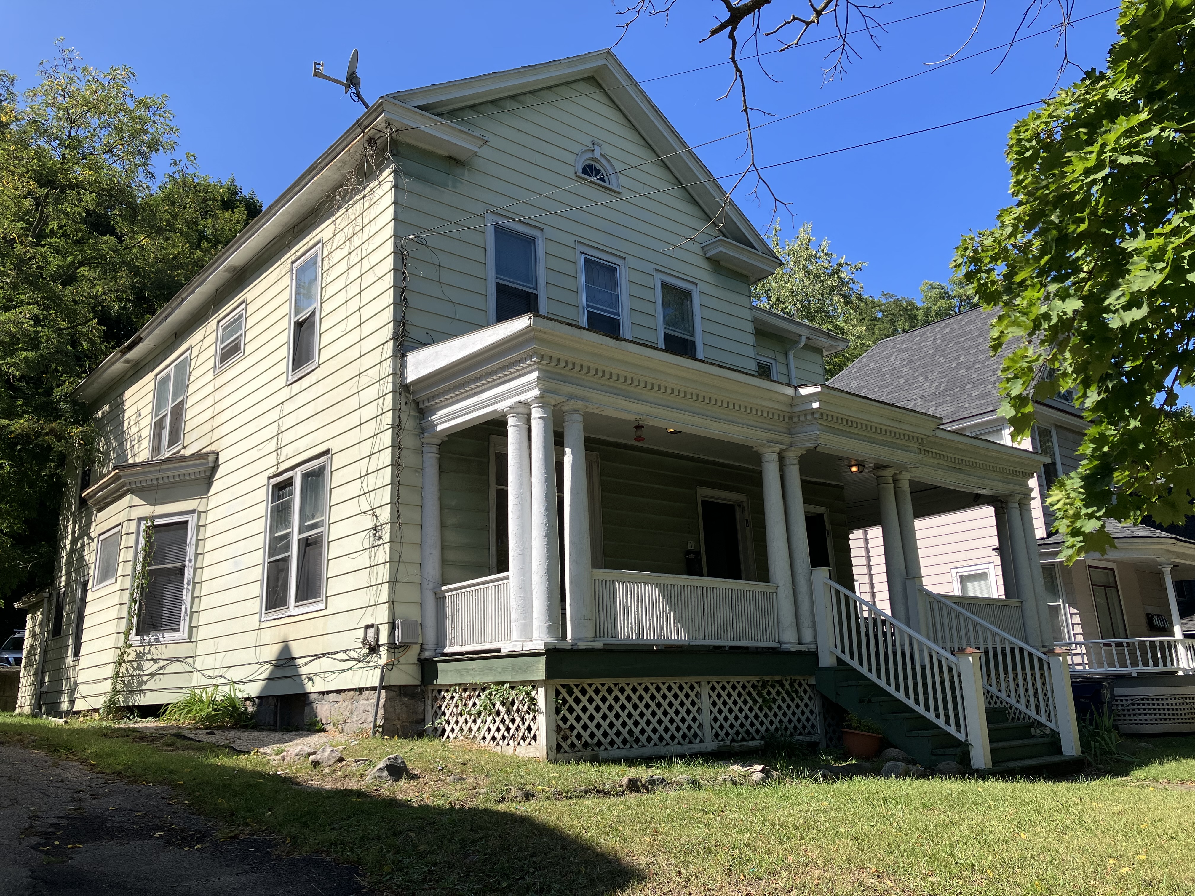 Exterior of 231 Douglas Avenue